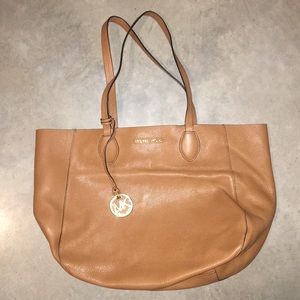 MICHAEL KORS leather purse
